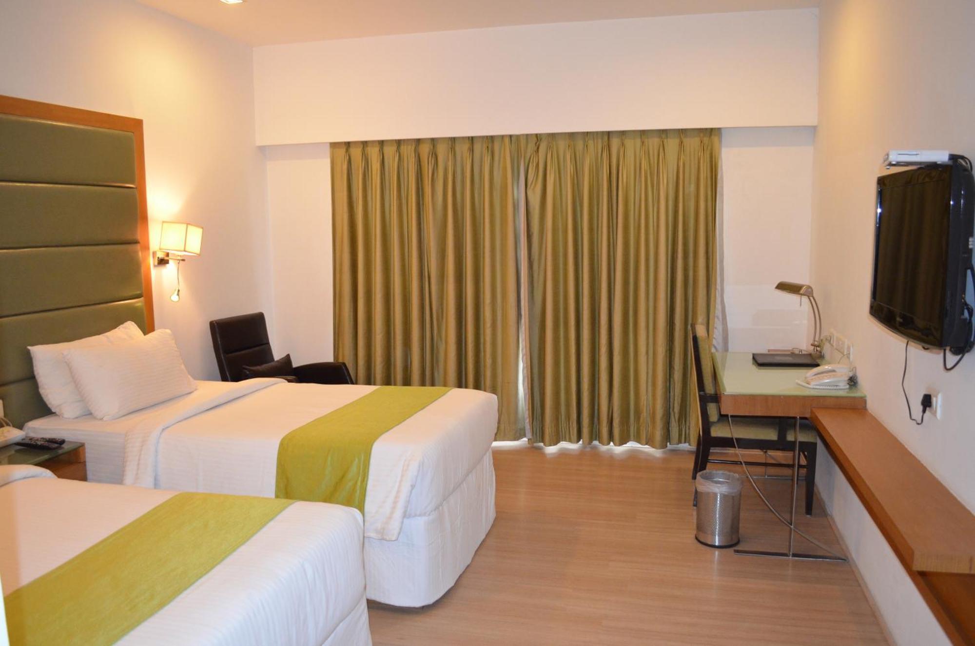 Peerless Hotel Hyderabad Exterior foto