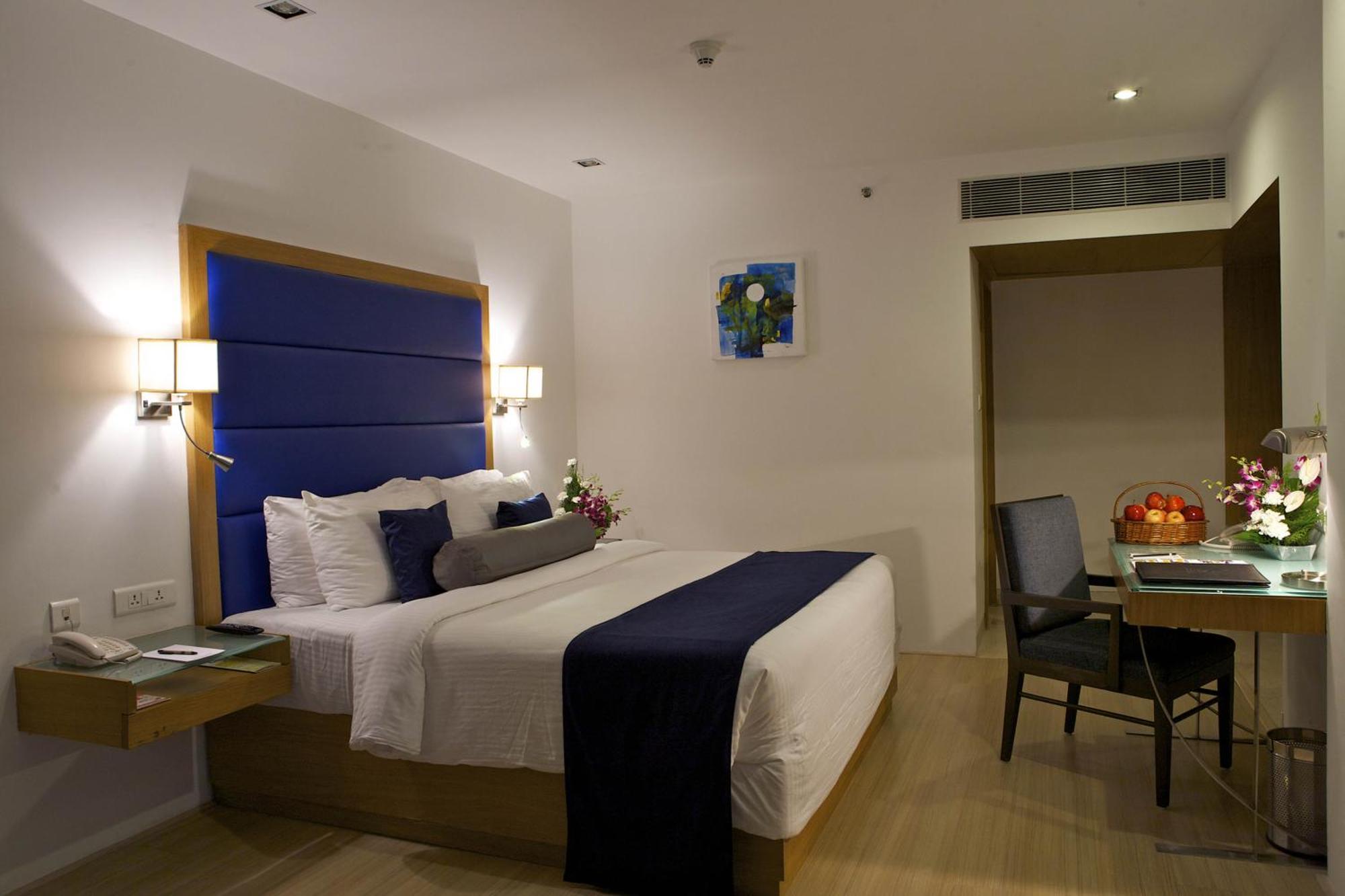 Peerless Hotel Hyderabad Exterior foto